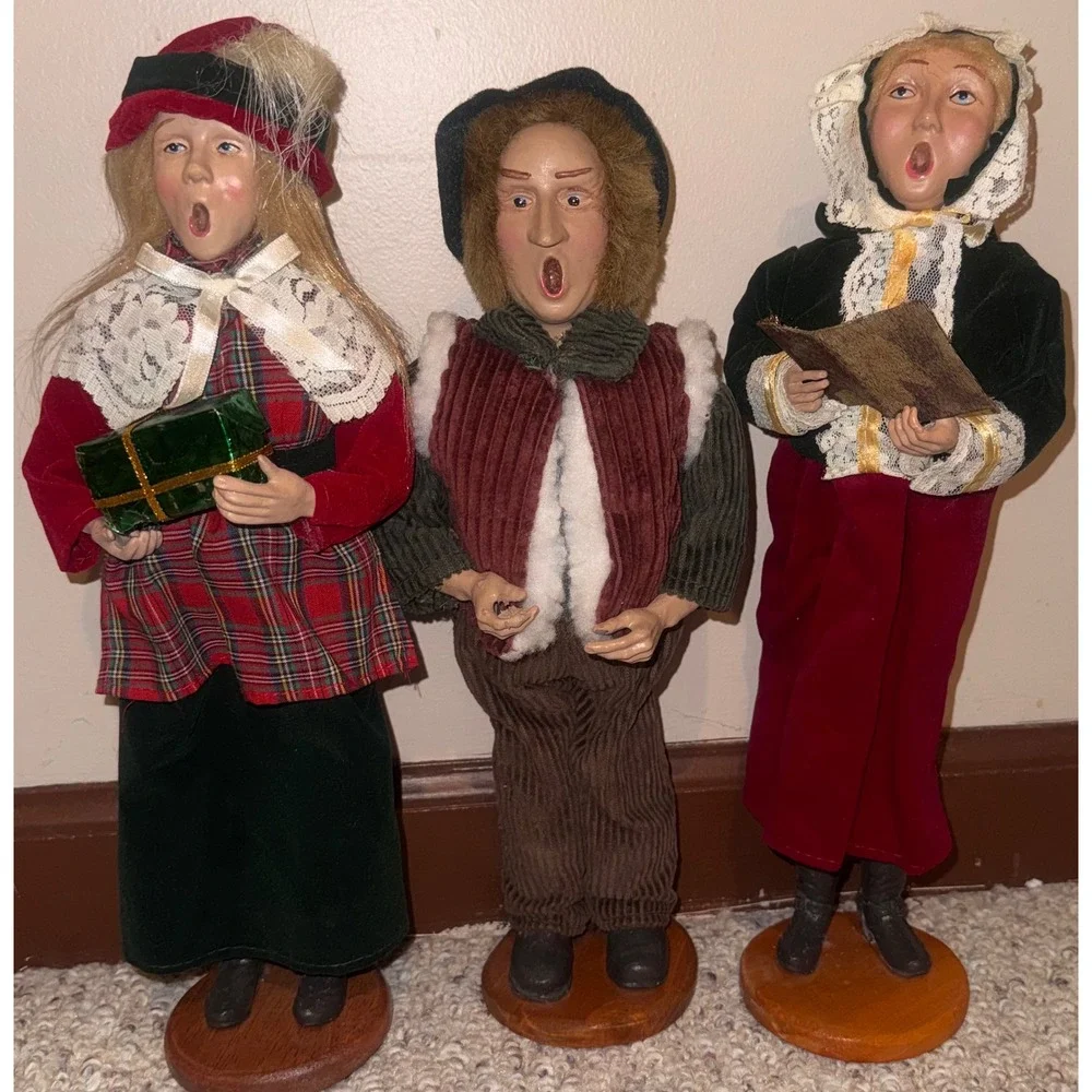 Vintage Christmas Women Men Carolers 9